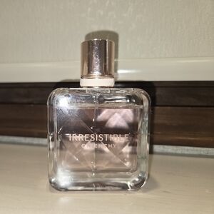 Givenchy Irresistible Perfume